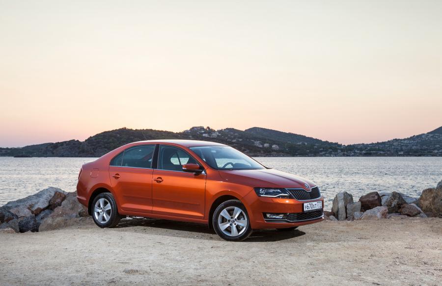  Skoda Rapid 2017 года  (WW) (фото 41 из 45)